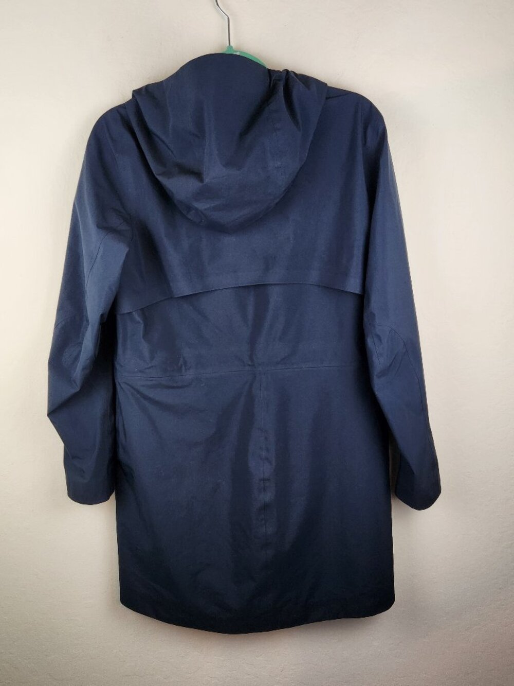 Lululemon Navy Blue Rain Rebel Hooded Jacket sz 8 - Picture 2 of 14